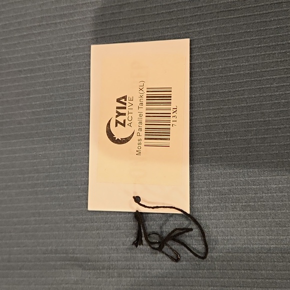 ZYIA Moss Parallel Tank - Picture 3 of 5